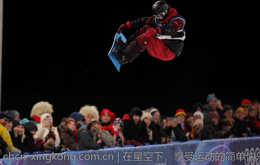 在星空下，享受运动的简单快乐